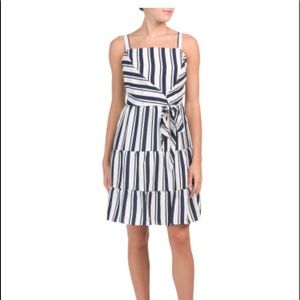 NWT Nicole Miller tie front wrap dress
